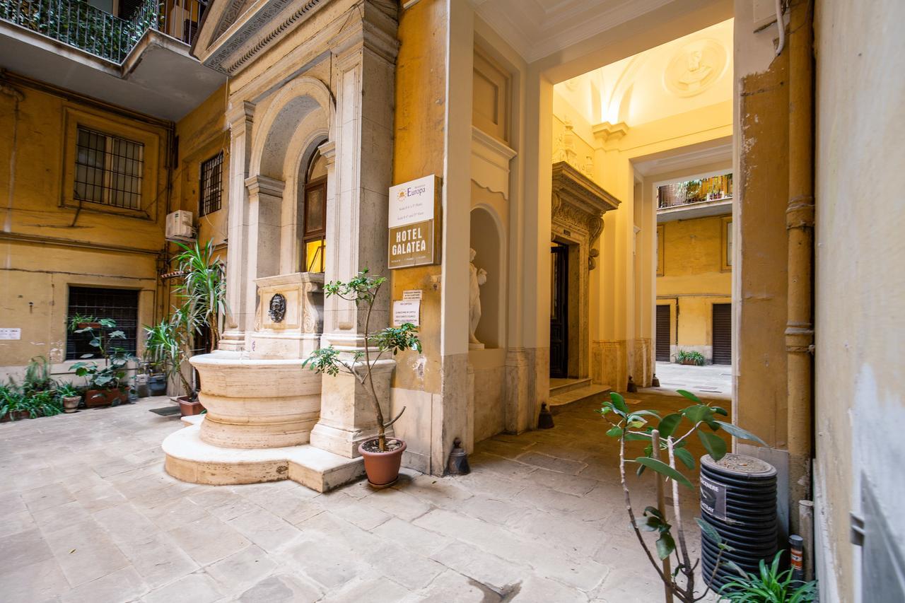 Decharme Apartment With Terrace In Monti Rome Exterior photo