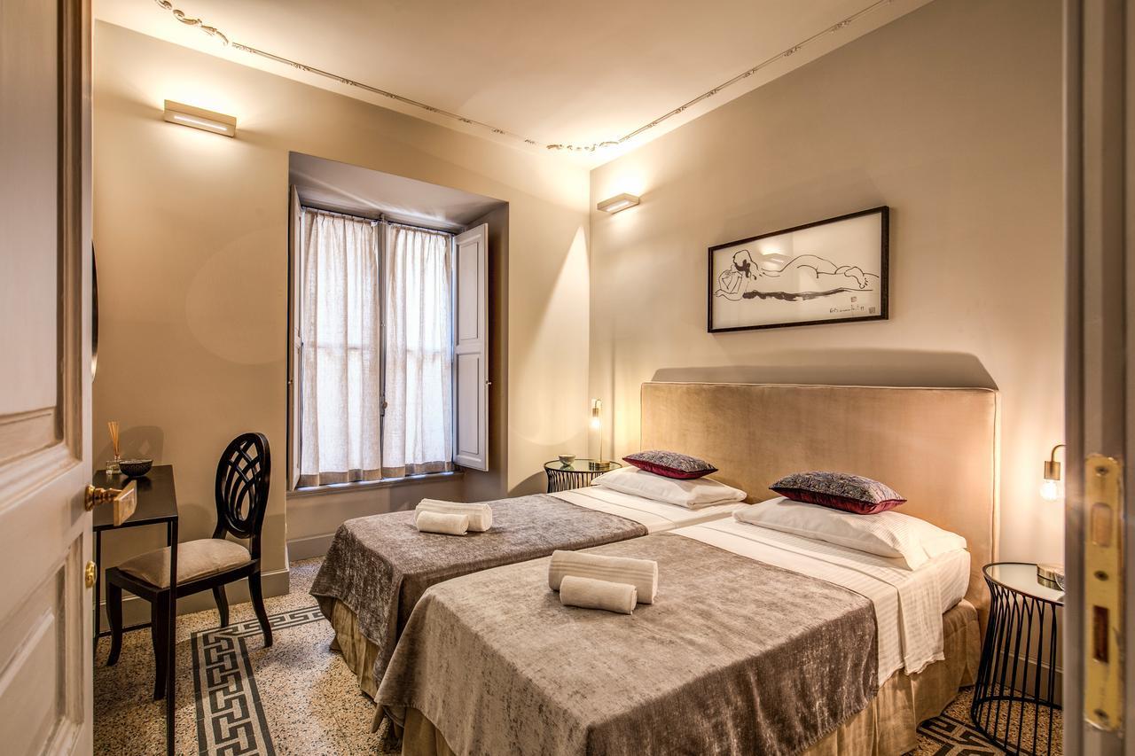 Decharme Apartment With Terrace In Monti Rome Exterior photo