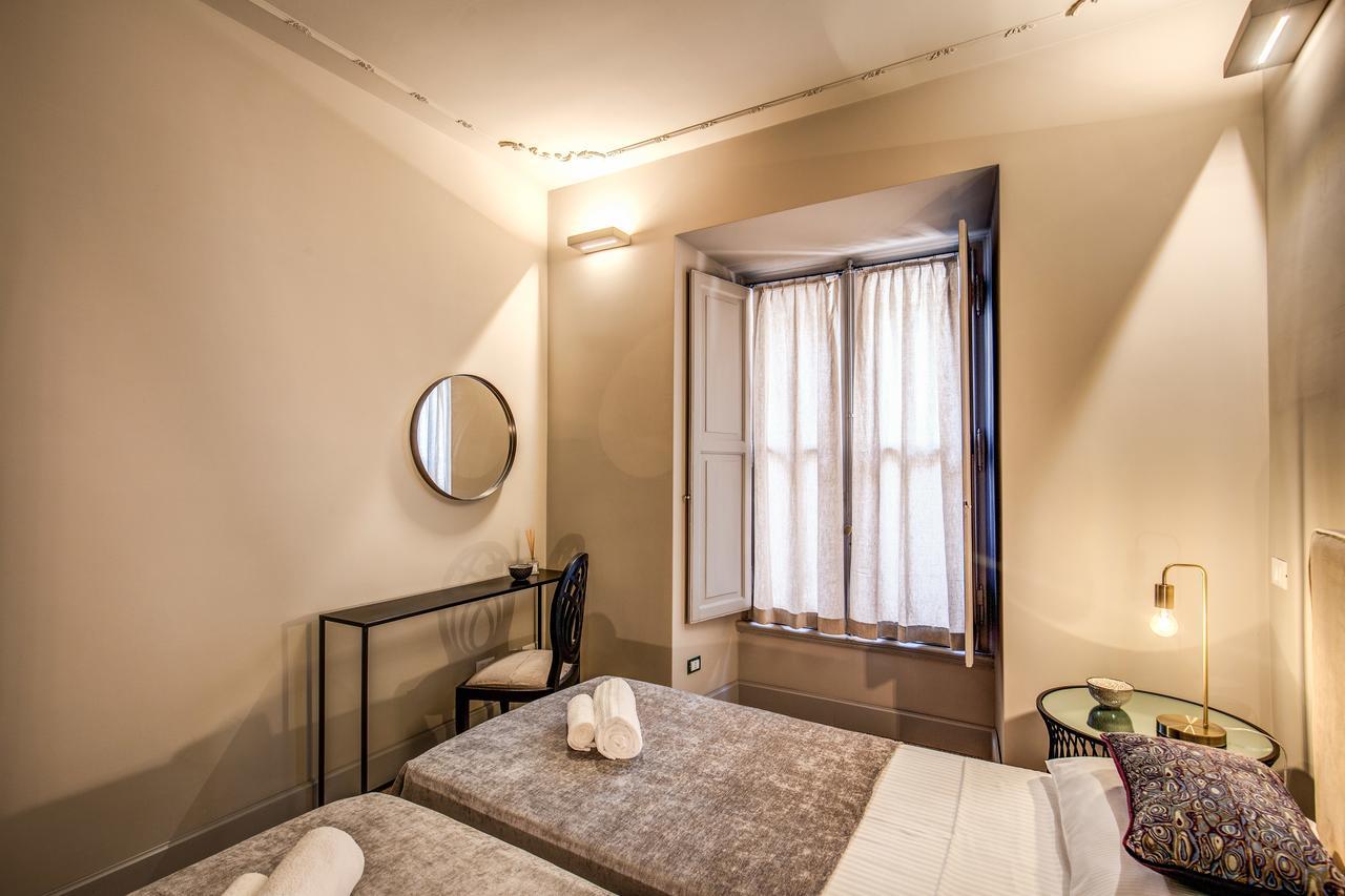 Decharme Apartment With Terrace In Monti Rome Exterior photo